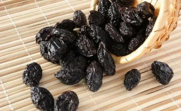 تصویر 3 از خرید آلو سیاه خشک شده + قیمت فروش استثنایی